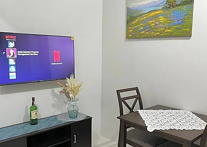 Hotel 1 Beedroom Unit With Wifi And Pool Access 5*